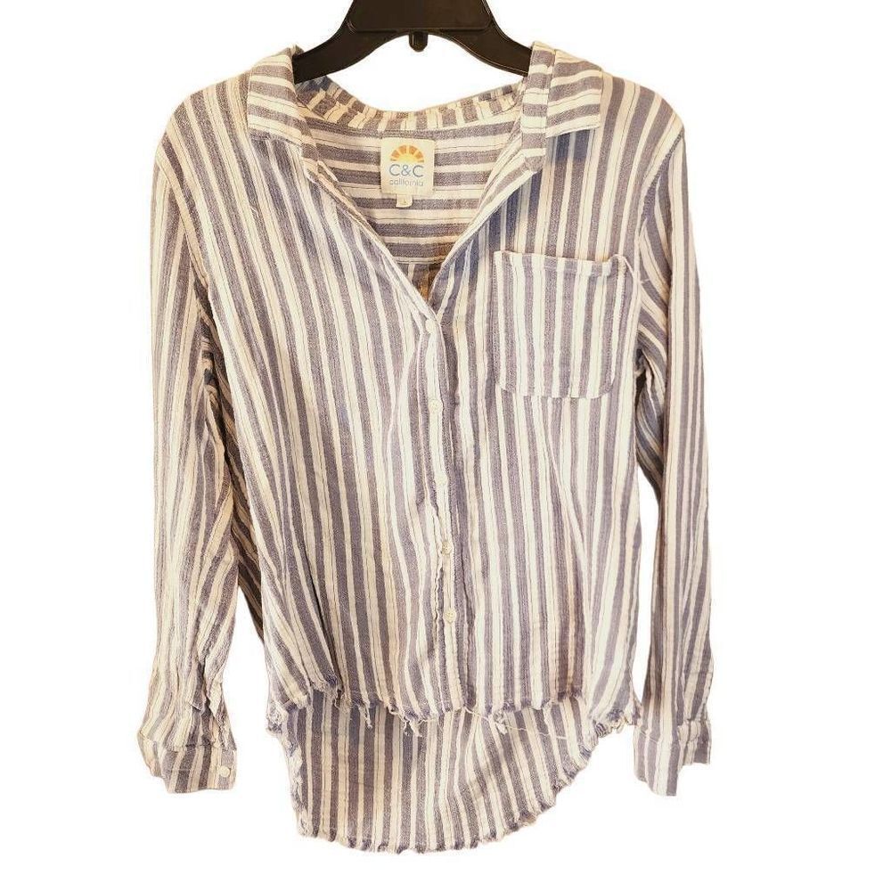 C&C Women's Pool Stripe Button Front Long Sleeve Raw Hem Cotton Blouse in Size L